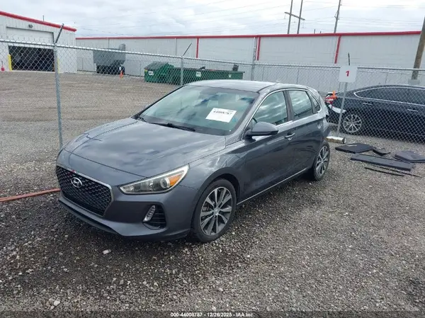 KMHH35LEXJU025332 2018 HYUNDAI ELANTRA - Image 2