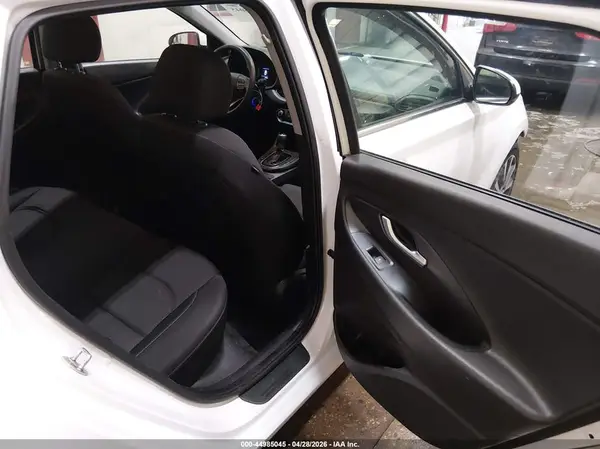 KMHH35LEXJU029896 2018 HYUNDAI ELANTRA - Image 8