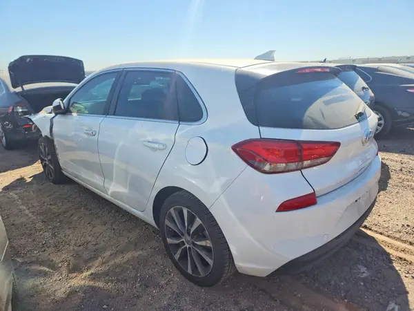 KMHH35LEXJU046309 2018 HYUNDAI ELANTRA - Image 2