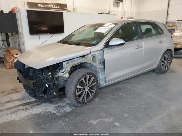 KMHH35LEXJU063059 2018 HYUNDAI ELANTRA - Image 2