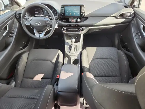 KMHH35LEXKU105750 2019 HYUNDAI ELANTRA - Image 8