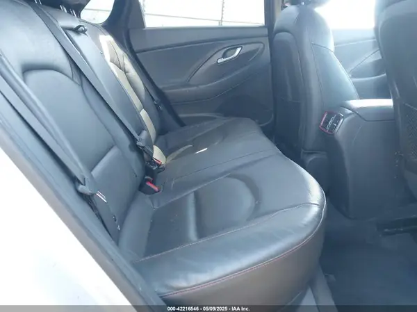 KMHH55LC1JU086867 2018 HYUNDAI ELANTRA - Image 8