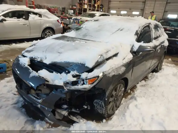 KMHH55LC2JU038486 2018 HYUNDAI ELANTRA - Image 2