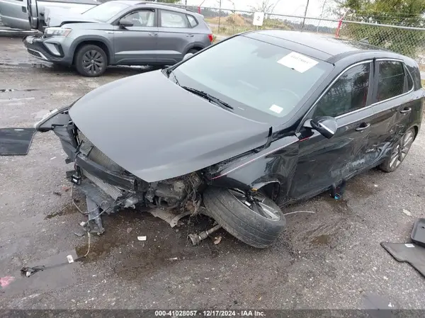 KMHH55LC2JU041274 2018 HYUNDAI ELANTRA - Image 2