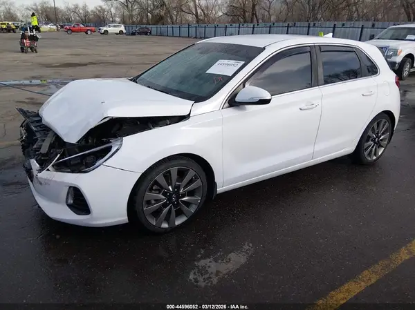 KMHH55LC2JU054638 2018 HYUNDAI ELANTRA - Image 2