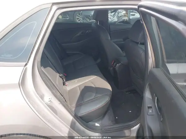 KMHH55LC2LU139062 2020 HYUNDAI ELANTRA - Image 8