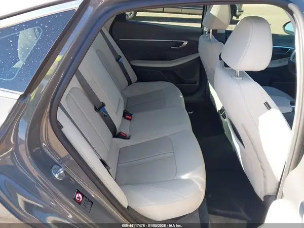 KMHL14JA0NA201693 2022 HYUNDAI SONATA - Image 8
