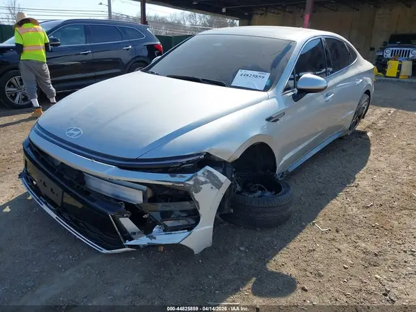 KMHL14JA0RA393624 2024 HYUNDAI SONATA - Image 2