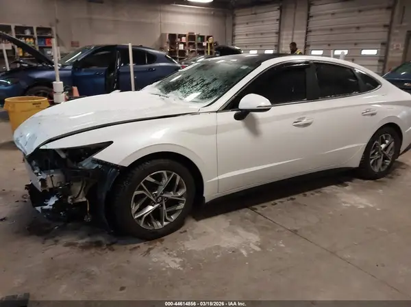 KMHL14JA2NA226918 2022 HYUNDAI SONATA - Image 2
