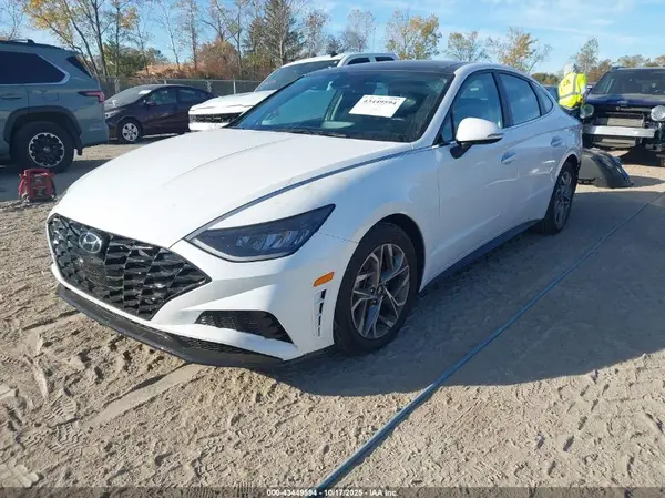 KMHL14JA4NA167984 2022 HYUNDAI SONATA - Image 2