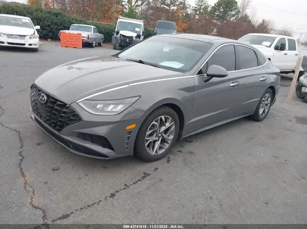 KMHL14JA4NA221557 2022 HYUNDAI SONATA - Image 2