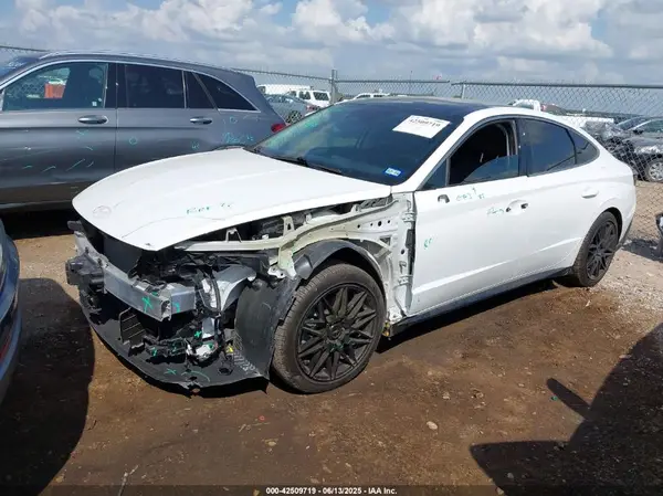 KMHL14JA4RA366586 2024 HYUNDAI SONATA - Image 2