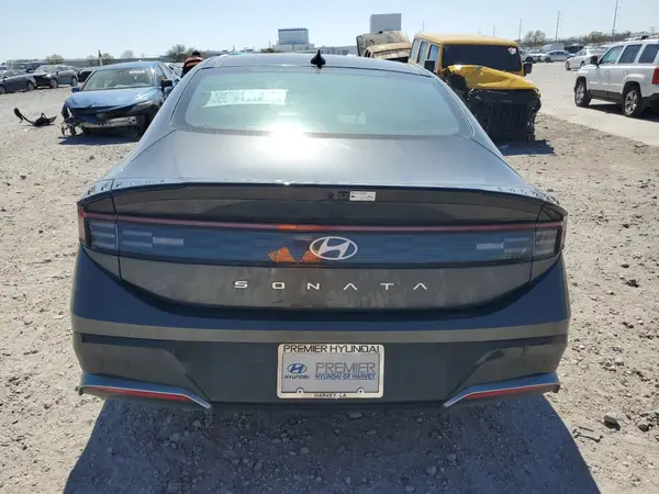2024 HYUNDAI SONATA auction photo 6