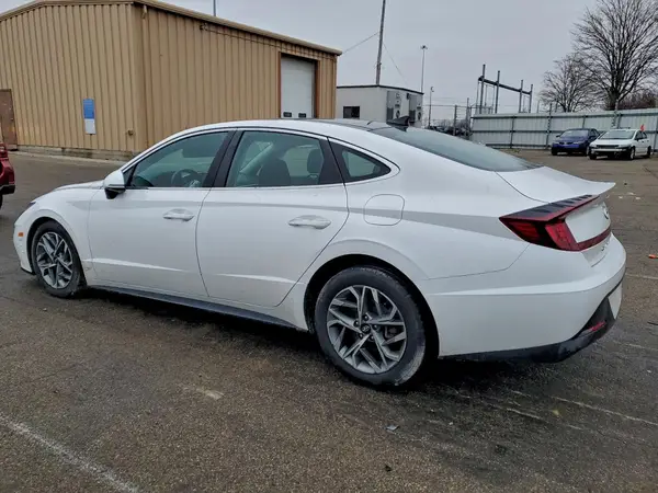 KMHL14JA7PA254992 2023 HYUNDAI SONATA - Image 2