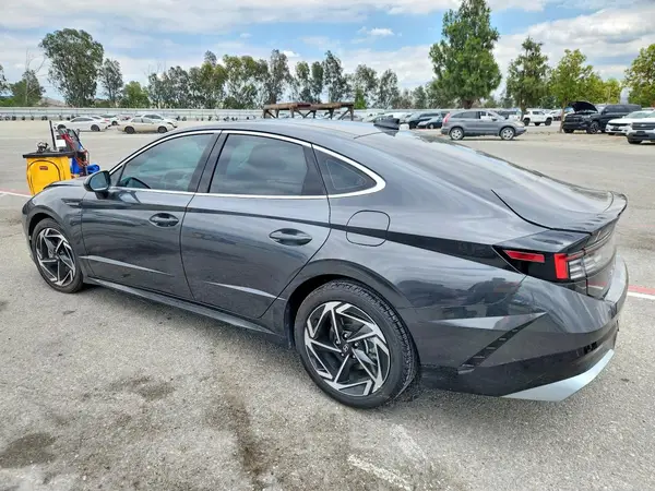 KMHL14JA7RA352360 2024 HYUNDAI SONATA - Image 2