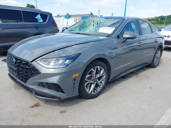 KMHL14JA9PA250605 2023 HYUNDAI SONATA - Image 2