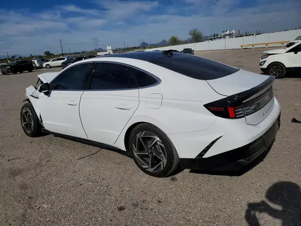 KMHL14JA9RA351517 2024 HYUNDAI SONATA - Image 2