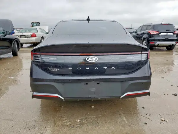 2025 HYUNDAI SONATA auction photo 6