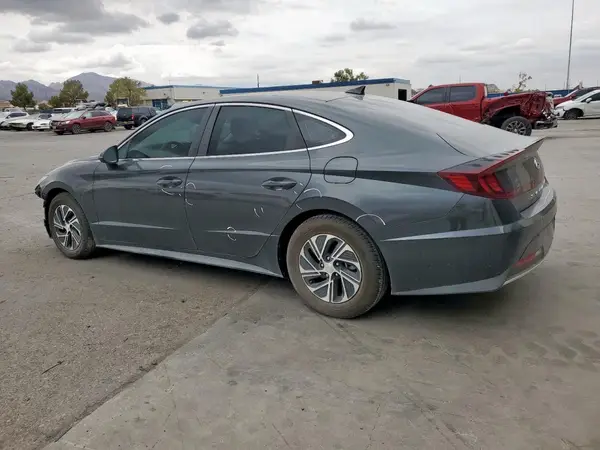 KMHL24JJ0NA043921 2022 HYUNDAI SONATA - Image 2