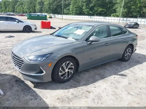 KMHL24JJ2PA055586 2023 HYUNDAI SONATA - Image 2