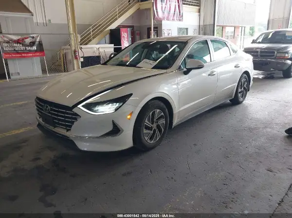 KMHL24JJ4NA049835 2022 HYUNDAI SONATA - Image 2