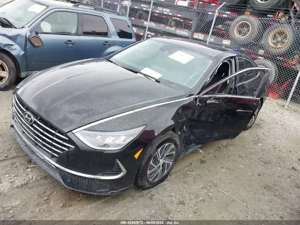 KMHL24JJ5LA011558 2020 HYUNDAI SONATA - Image 2