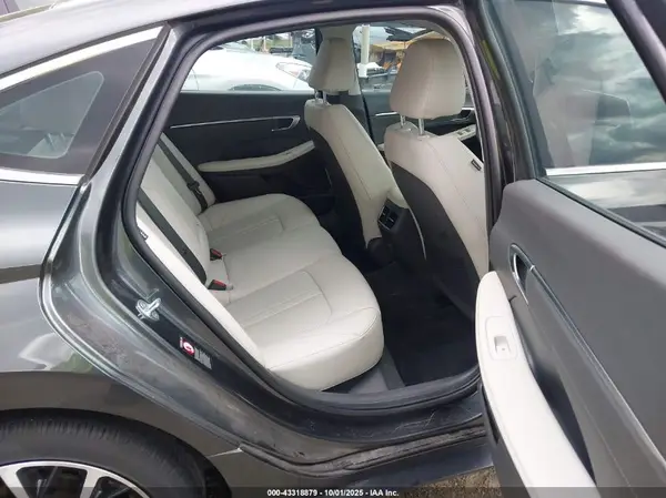 KMHL34J21NA229506 2022 HYUNDAI SONATA - Image 8