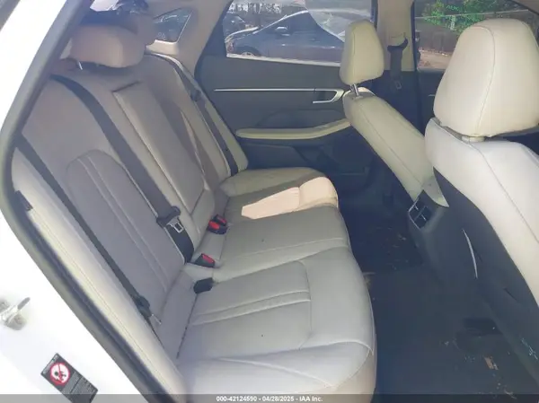 KMHL34J23NA186920 2022 HYUNDAI SONATA - Image 8