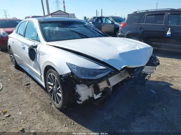 KMHL34J24NA185792 2022 HYUNDAI SONATA - Image 1