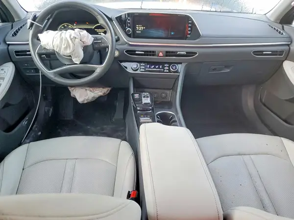 KMHL34J25NA180746 2022 HYUNDAI SONATA - Image 8