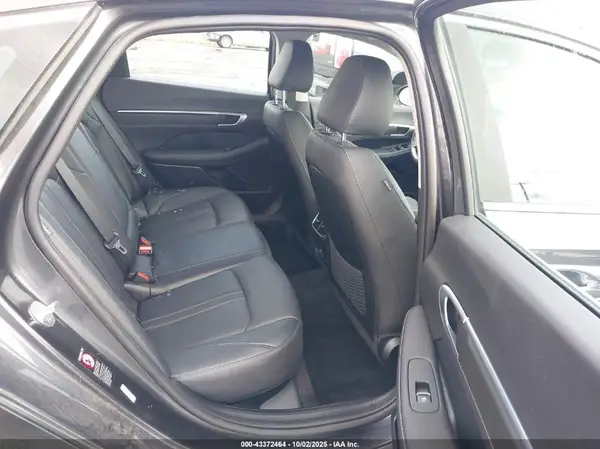 KMHL34J26MA153537 2021 HYUNDAI SONATA - Image 8