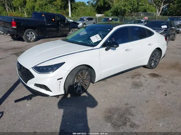 KMHL34J26MA154929 2021 HYUNDAI SONATA - Image 2