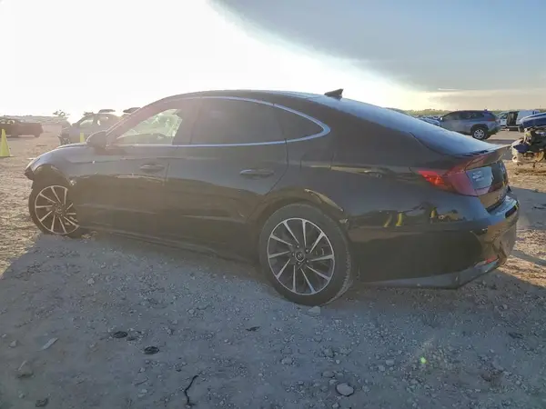 KMHL34J27MA156513 2021 HYUNDAI SONATA - Image 2