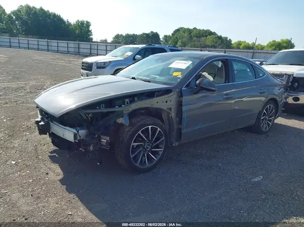 KMHL34J28MA153801 2021 HYUNDAI SONATA - Image 2