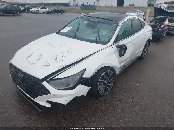 KMHL34J28NA178540 2022 HYUNDAI SONATA - Image 2