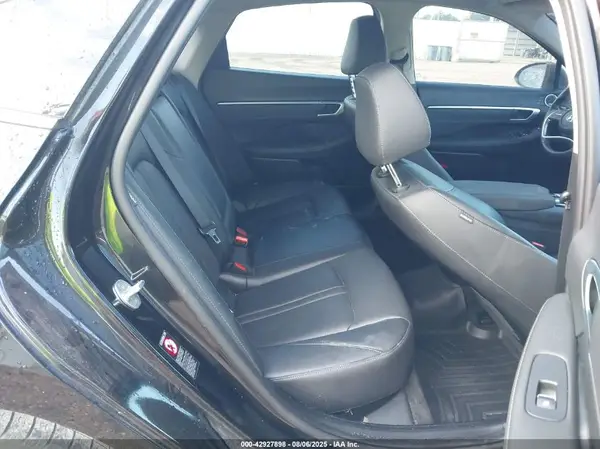 KMHL34J29MA157579 2021 HYUNDAI SONATA - Image 8