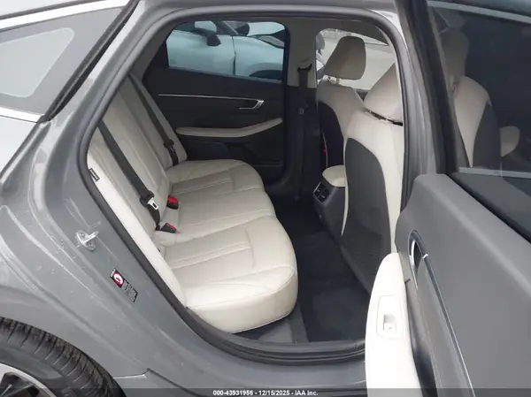 KMHL34J2XPA284040 2023 HYUNDAI SONATA - Image 8