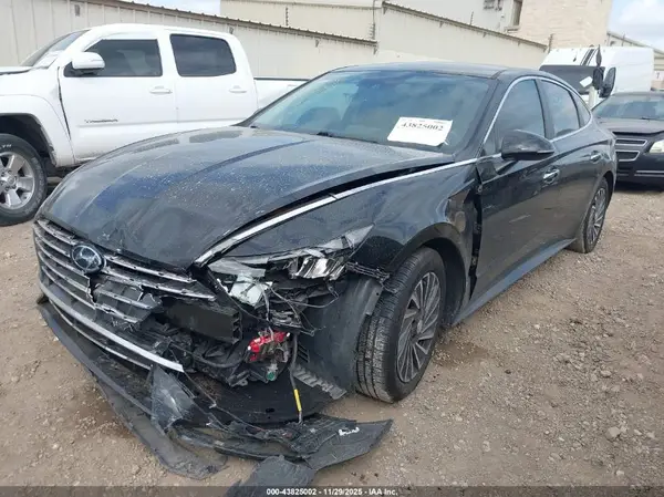 KMHL34JJ0PA059486 2023 HYUNDAI SONATA - Image 2