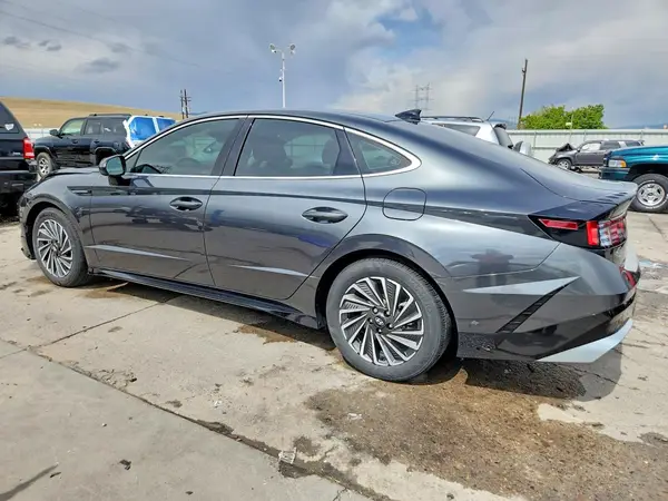 KMHL34JJ0RA101724 2024 HYUNDAI SONATA - Image 2
