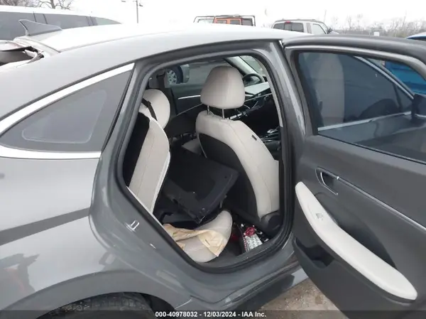 KMHL34JJ1PA058640 2023 HYUNDAI SONATA - Image 8