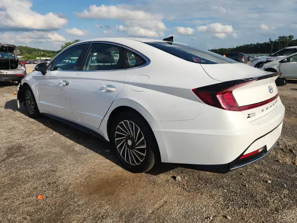 KMHL34JJ2PA068402 2023 HYUNDAI SONATA - Image 2