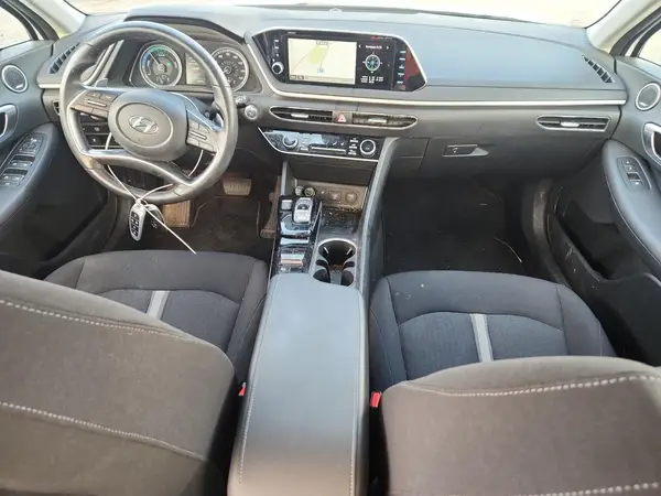 KMHL34JJ2PA068402 2023 HYUNDAI SONATA - Image 8