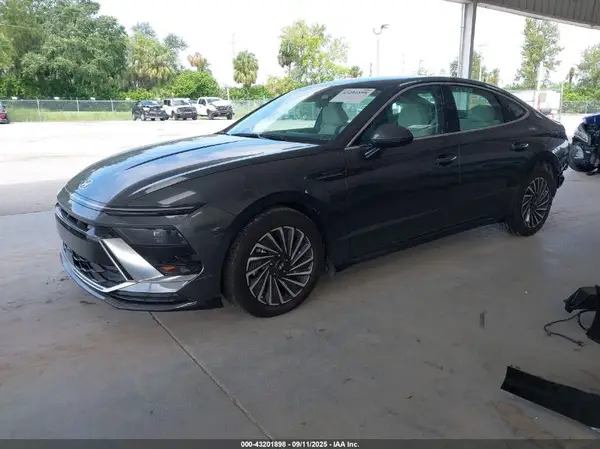 KMHL34JJ2SA108227 2025 HYUNDAI SONATA - Image 2