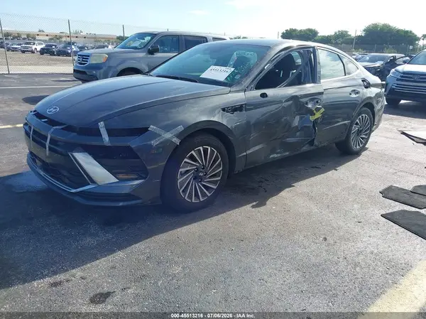 KMHL34JJ2SA120555 2025 HYUNDAI SONATA - Image 2