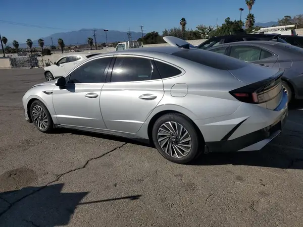 KMHL34JJ2SA121639 2025 HYUNDAI SONATA - Image 2