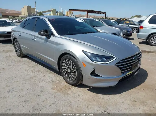 KMHL34JJ3MA018992 2021 HYUNDAI SONATA - Image 1