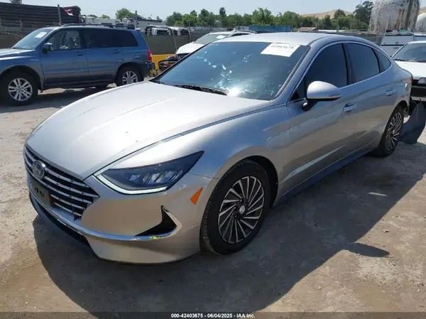 KMHL34JJ3MA018992 2021 HYUNDAI SONATA - Image 2