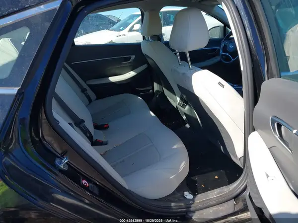 KMHL34JJ3NA047183 2022 HYUNDAI SONATA - Image 8