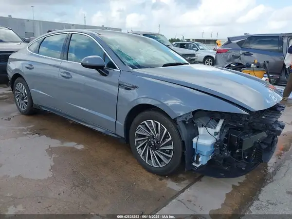 KMHL34JJ3SA109595 2025 HYUNDAI SONATA - Image 1
