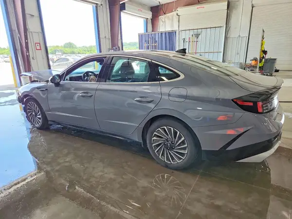 KMHL34JJ4RA097144 2024 HYUNDAI SONATA - Image 2
